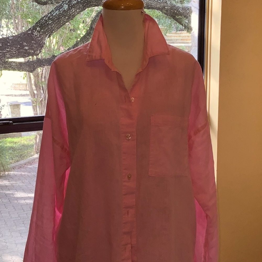 Old navy peachy shirt
